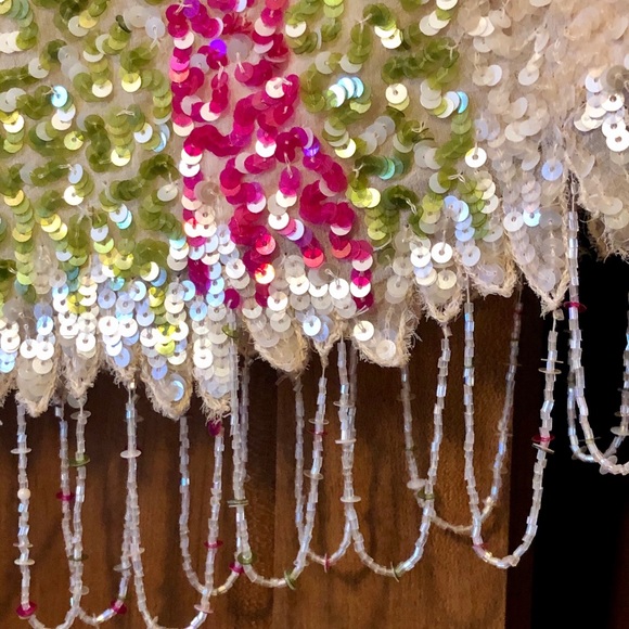 Colorful sequined one shoulder top - Picture 4 of 10